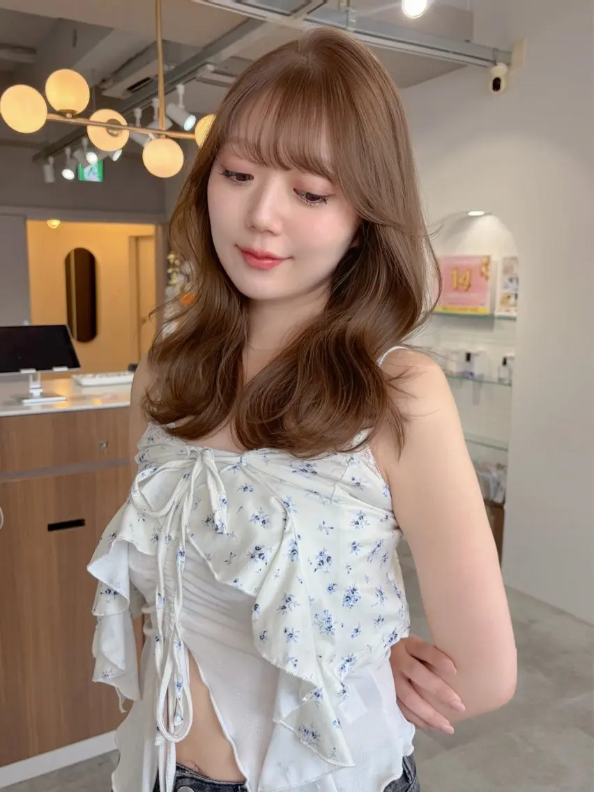 ミディアム カラー ベージュカラー ブラウンカラー 透明感カラー ヘーゼル カット ヘアカラー トリートメント 藤野 結衣のヘアスタイル