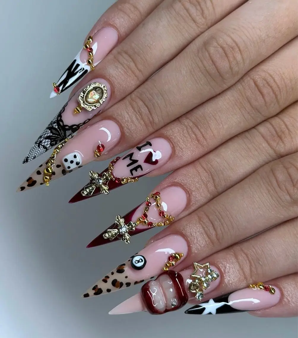 ネイル チークネイル フラッシュネイル フレンチネイル ガラスフレンチ キラキラネイル ハンドネイル ハンドケア REI NAILS SALONのネイルデザイン