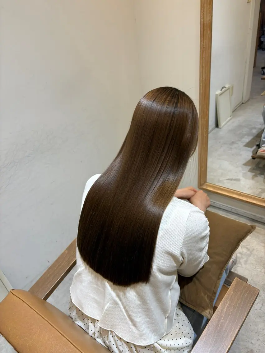 ロング カット ヘアカラー トリートメント RANSHELL RYUTOのヘアスタイル