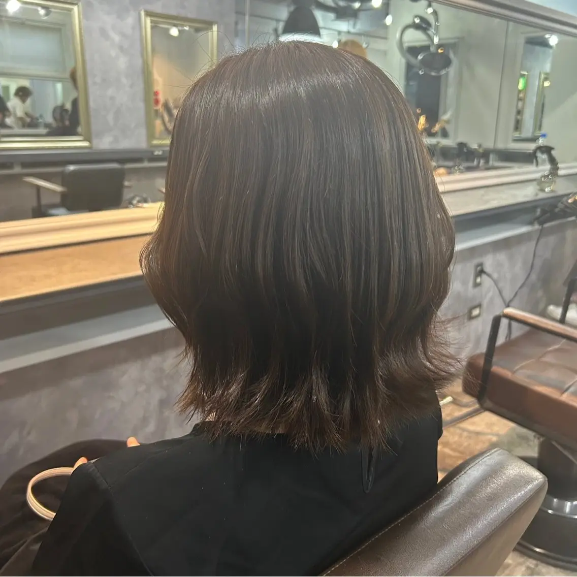 ミディアム カラー ブリーチ ブリーチなしカラー 韓国/暖色カラー大塚 レイヤー/ボブ 美緒のヘアスタイル