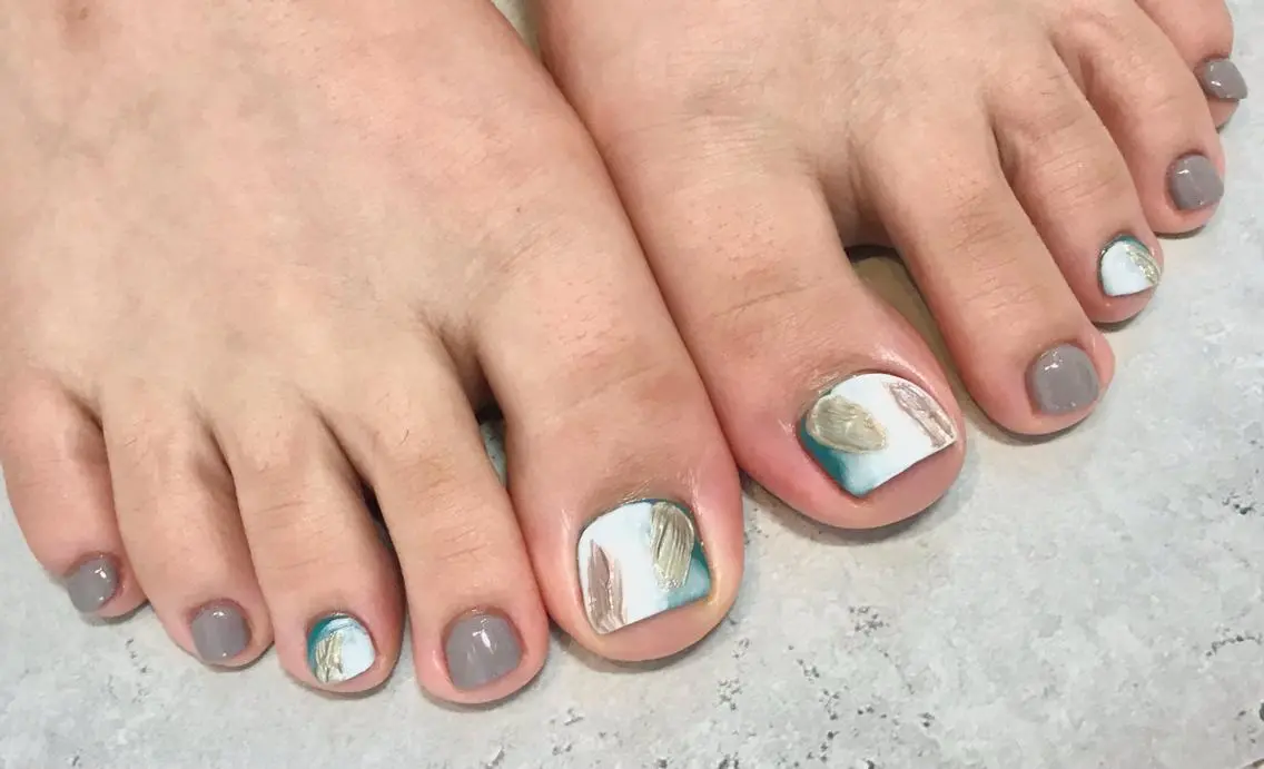 ネイル ミラーネイル 持ち込み Baden Nail ﾊﾞ-ﾃﾞﾝ ﾈｲﾙのネイルデザイン
