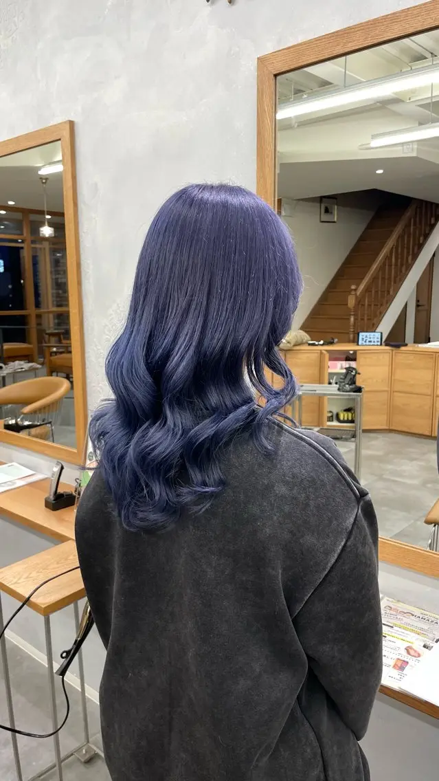 ロング ヘアカラー トリートメント 澤田 真凛のヘアスタイル