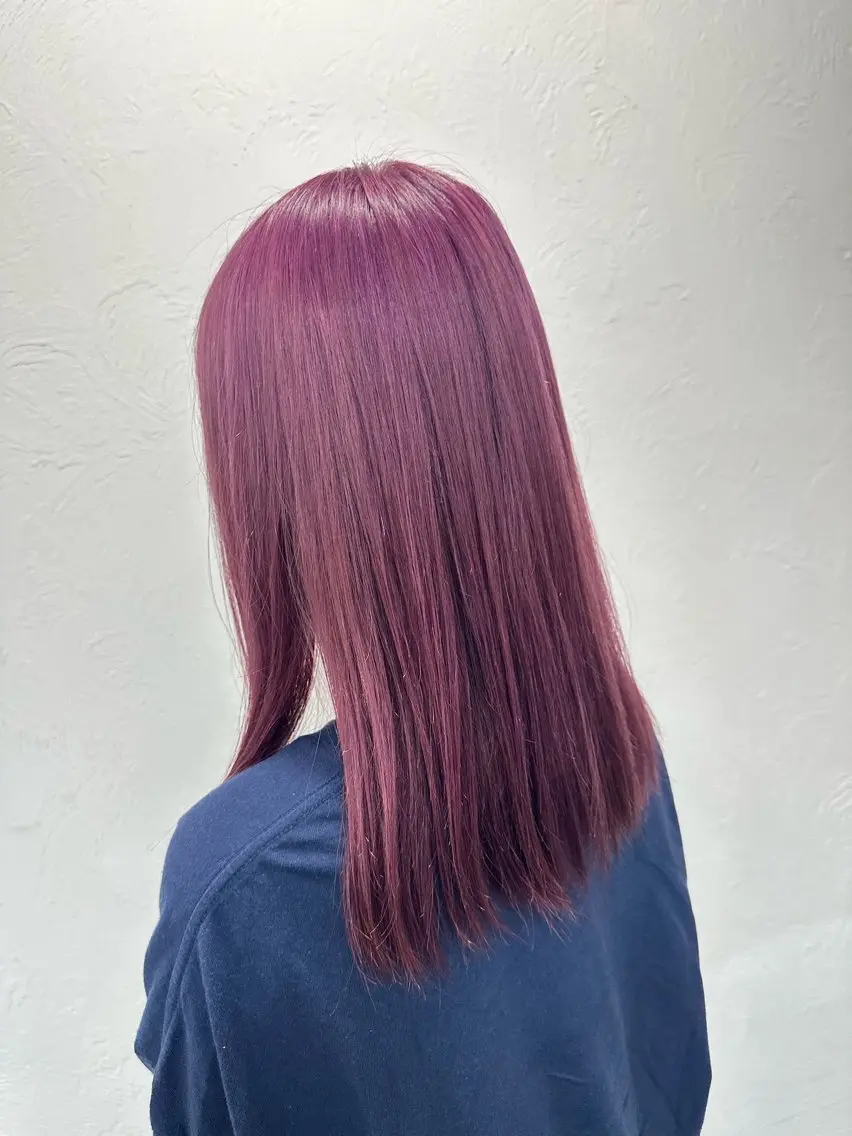 セミロング ヘアカラー 三原 友美のヘアスタイル