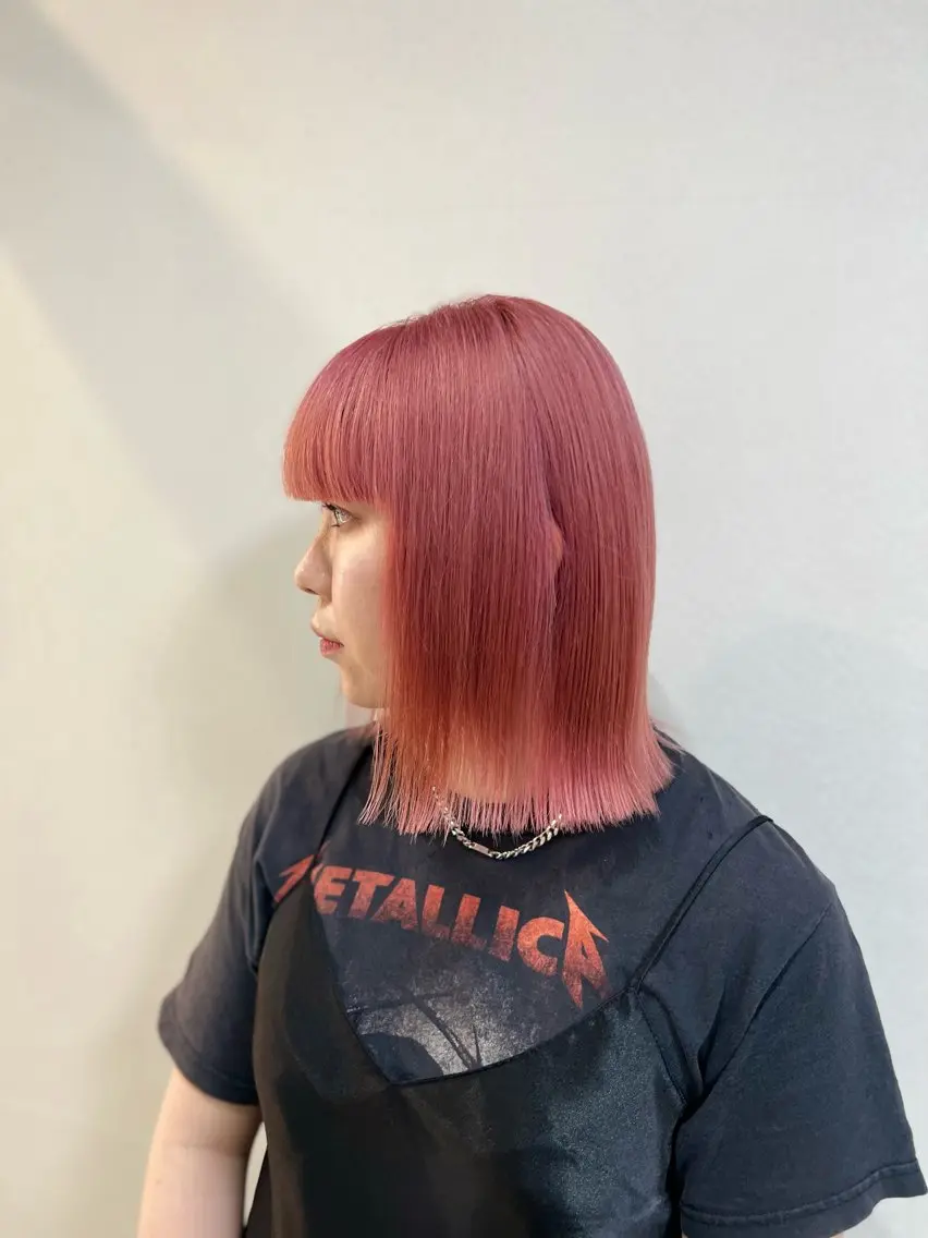 ミディアム カラー ブリーチ カット ヘアカラー トリートメント ハッシュ・ウルフ🐺 小顔レイヤー松山直史のヘアスタイル