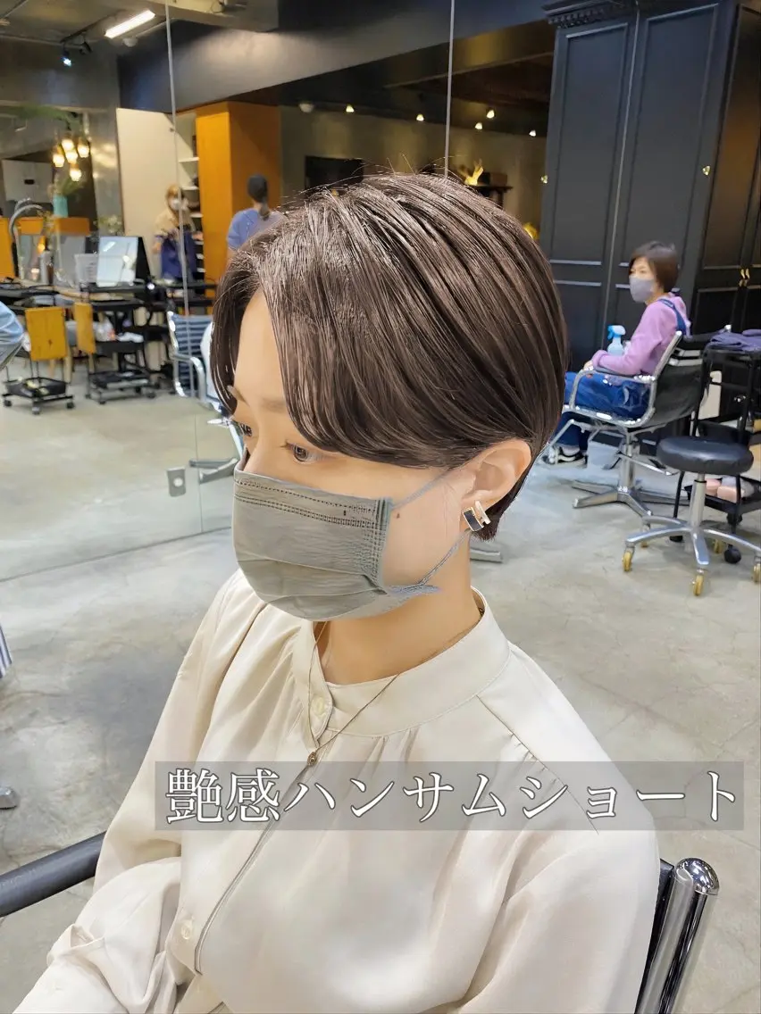 ショート カラー ハンサムショート アッシュ アッシュブラウン ブラウンカラー ショートヘア カット ヘアカラー 透明感カラー🌿 グレージュ🐺陽介のヘアスタイル