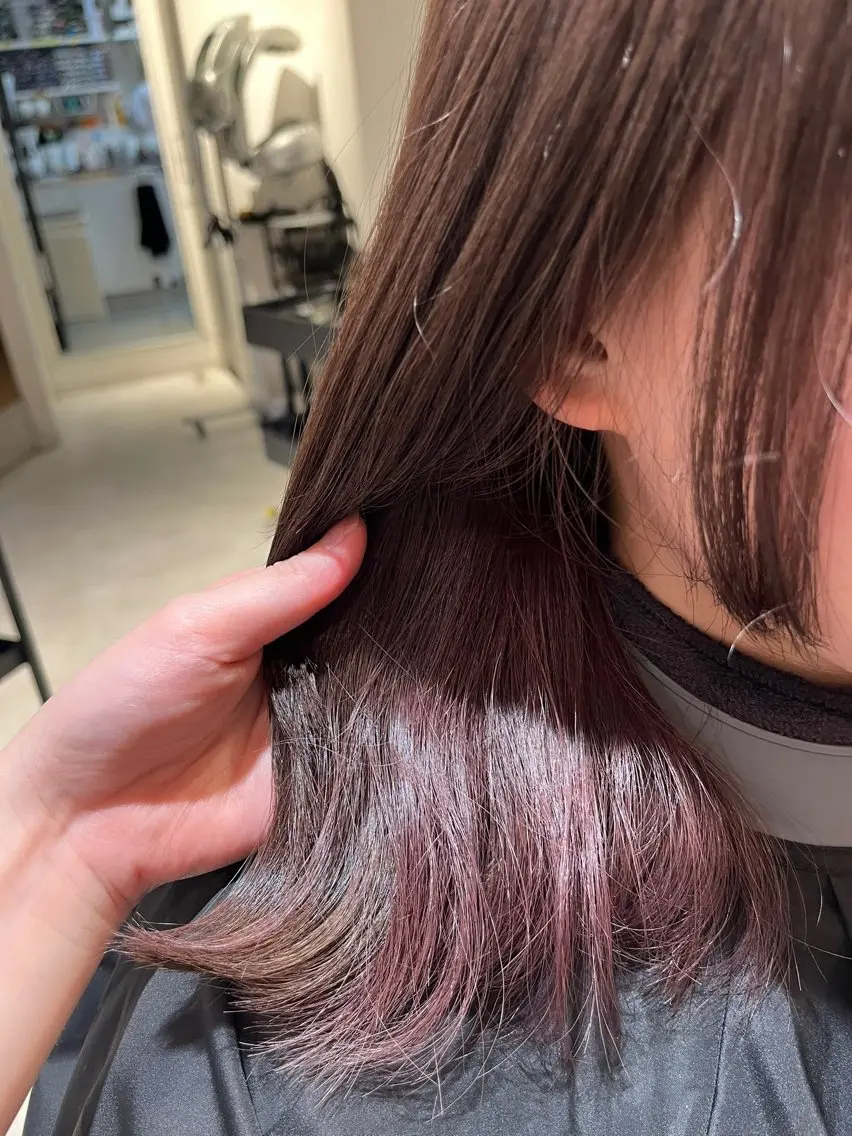 ミディアム カラー インナーカラー hanane .のヘアスタイル