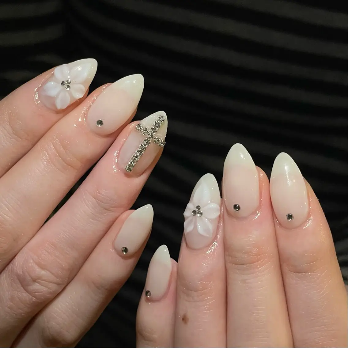 ネイル シンプルネイル lillion🌙 anのネイルデザイン
