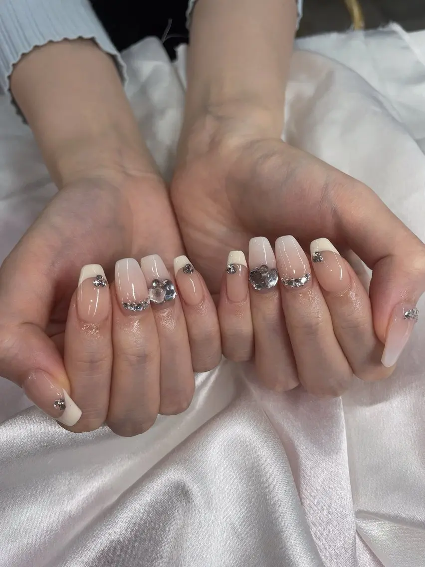 ネイル ハンドネイル 🫧 Y♡veil🫧のネイルデザイン