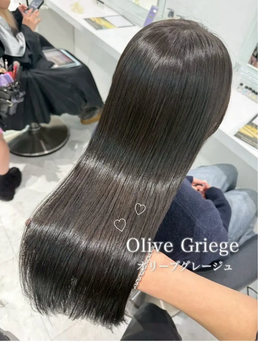 ロング カラー ヘアアレンジ 艶髪グレージュ🩶 maharuのヘアスタイル