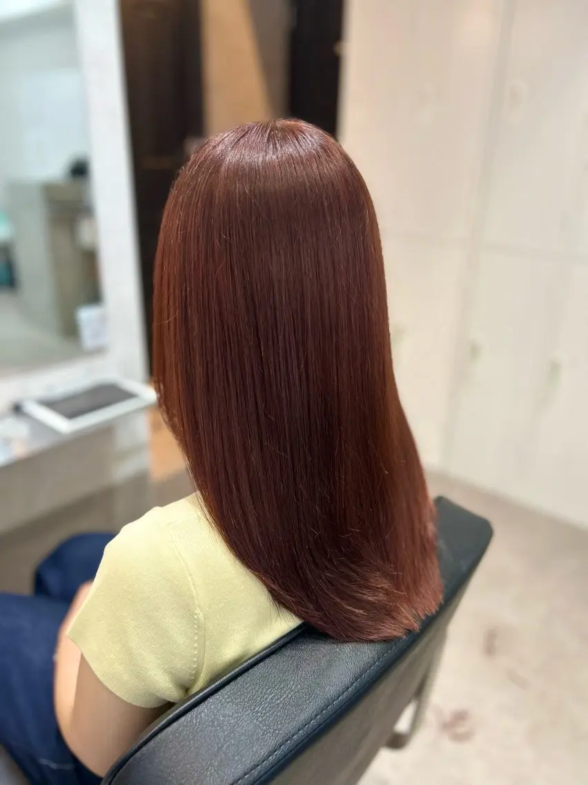セミロング オレンジブラウン レイヤーカット カット ヘアカラー REM 新宿 / 布施 有希のヘアスタイル