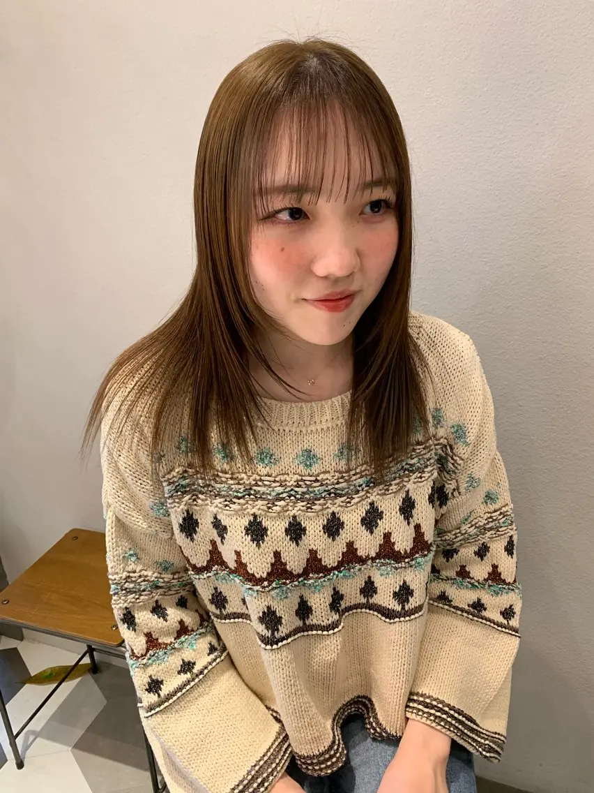 前髪カット＋透明感カラーの写真