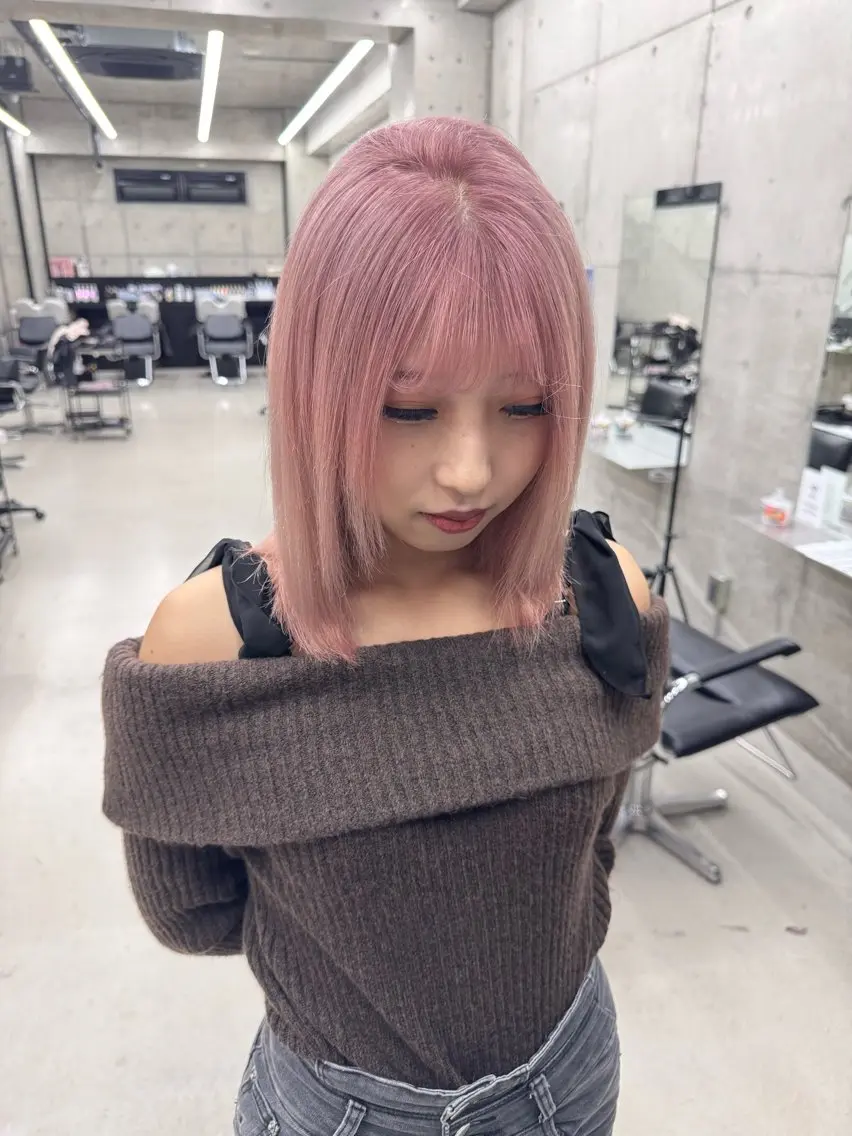 カラー ヘアカラー Asami／名古屋／ ハイトーン／デザインのヘアスタイル