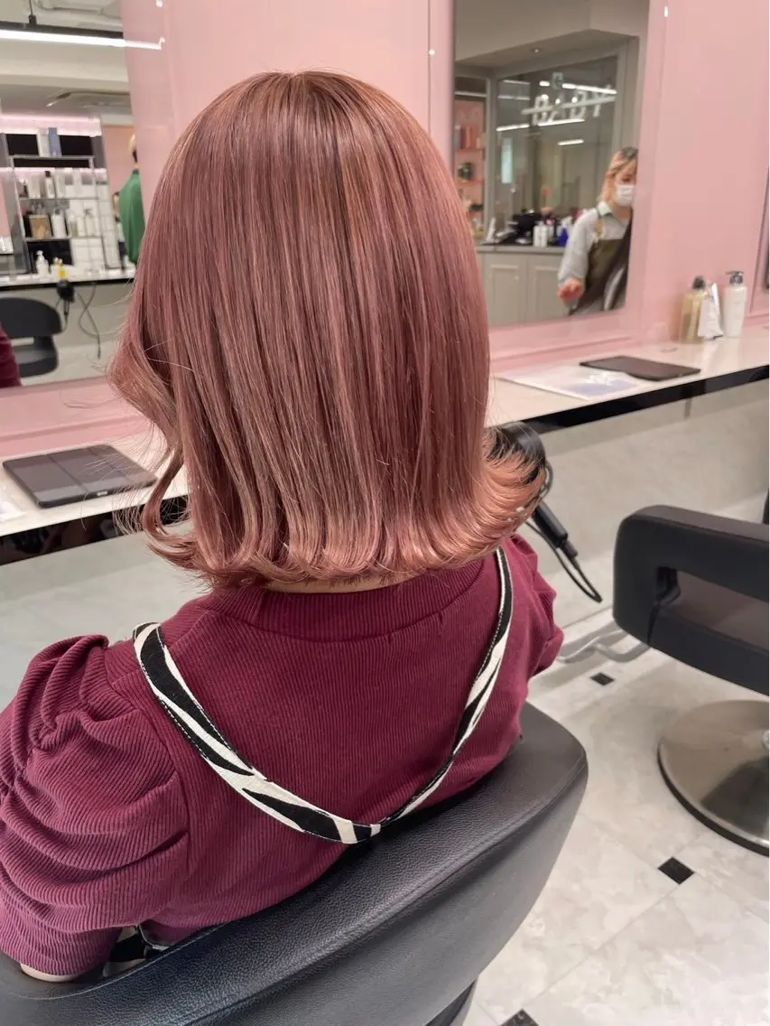 ミディアム カラー オレンジ オレンジピンク ピンクカラー メンズ特化/上野 暖色カラー ダイチのヘアスタイル