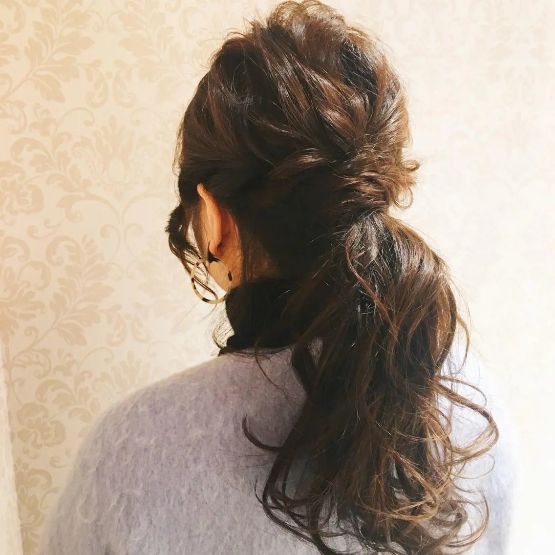 ロング ヘアアレンジ ポニーテール 岡村 玲奈のヘアスタイル