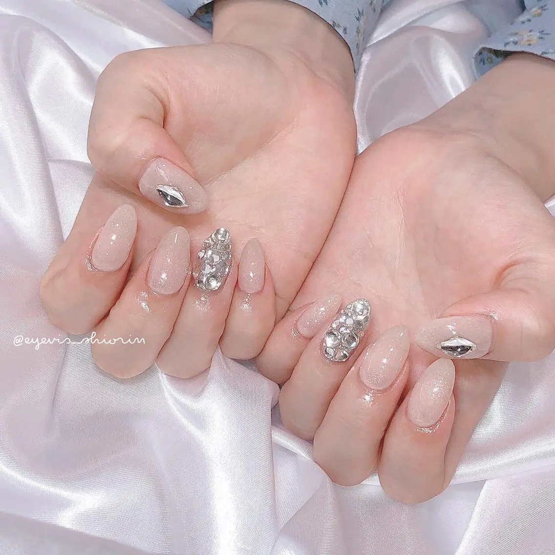 ネイル ROWnail Shioneのネイルデザイン