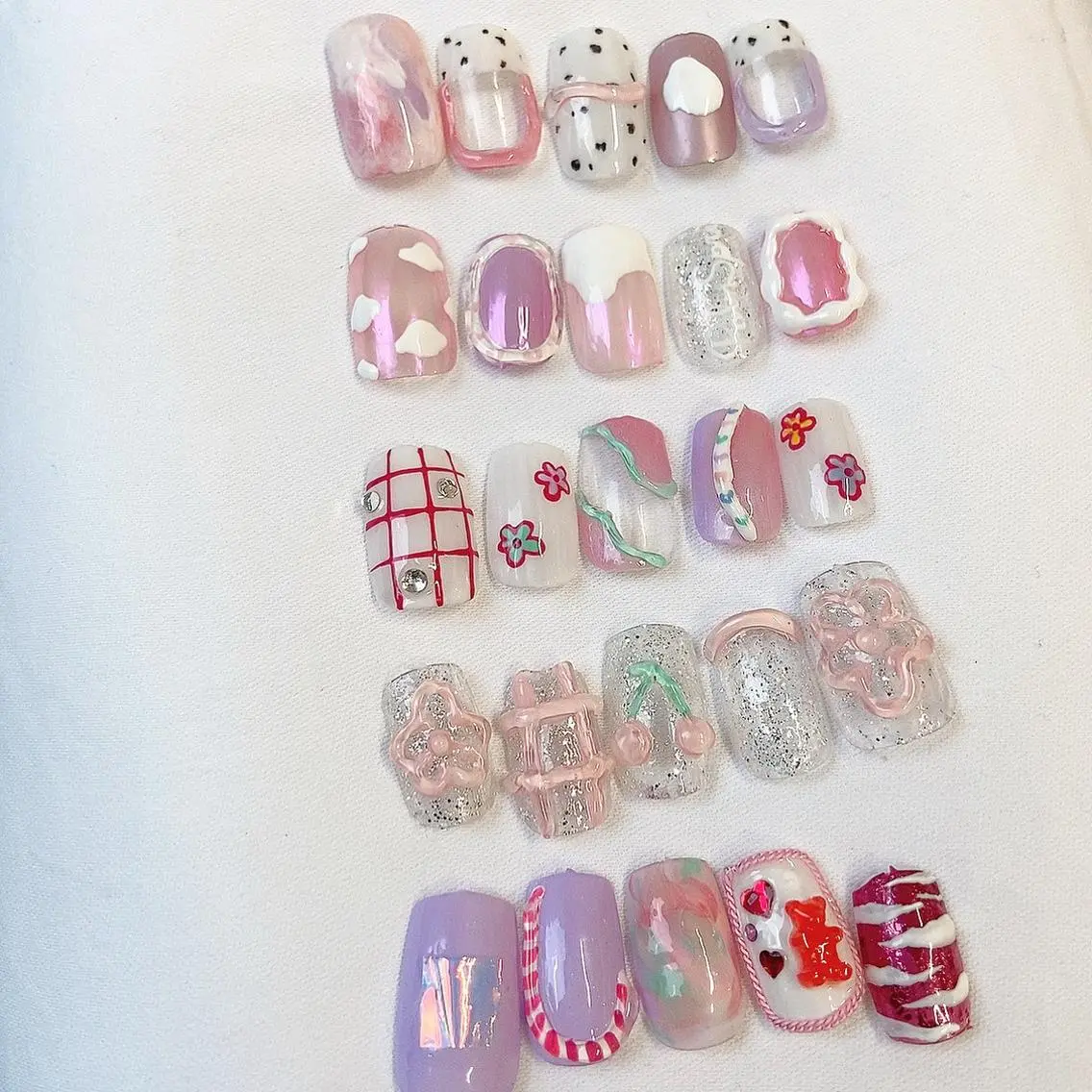 ネイル mimi nail✧︎*。のネイルデザイン