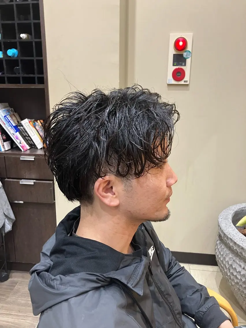 メンズ アップバング マッシュ 吉田 健吏のヘアスタイル