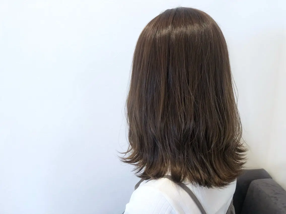 ミディアム 外ハネヘア 骨格/顔型/伏見/ 佐藤 里菜のヘアスタイル