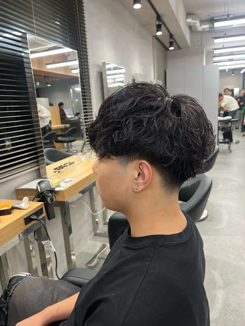 ショート カラー パーマ メンズ フェードカット メンズパーマ カット パーマ トリートメント ヘアセット 🔥メンズ 特化🔥菊水皐暉🔥のヘアスタイル