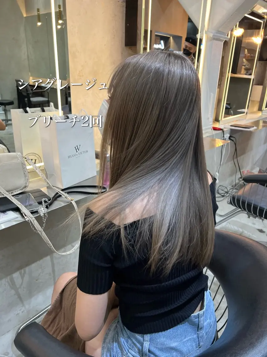 セミロング カラー ブリーチ ダブルカラー グレージュ シアーグレージュ カット ヘアカラー トリートメント ブリーチ特化 梅田本多翔のヘアスタイル