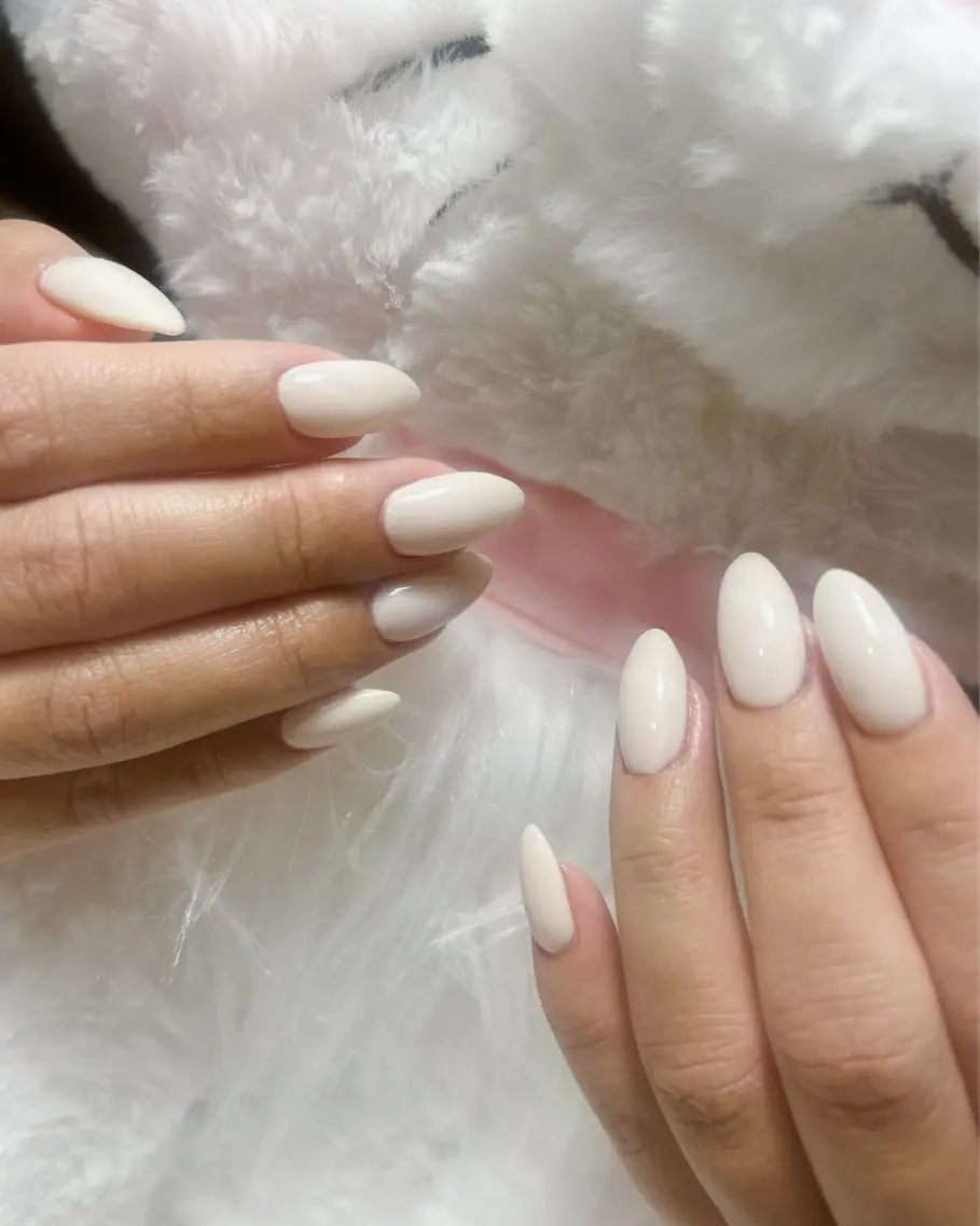 ネイル グラデーション キラキラネイル 韓国ネイル マグネットネイル ニュアンスネイル ハンドネイル 🎀大人nail /NOISMはな🎀のネイルデザイン