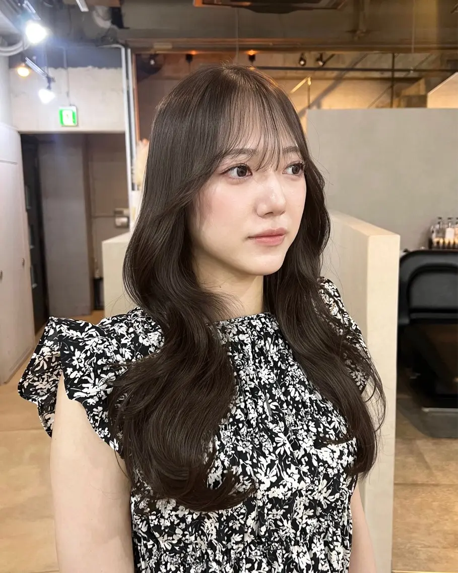 【人気No.2】韓国式小顔レイヤーカット + シャンプー + 髪質改善 oggiottoの写真