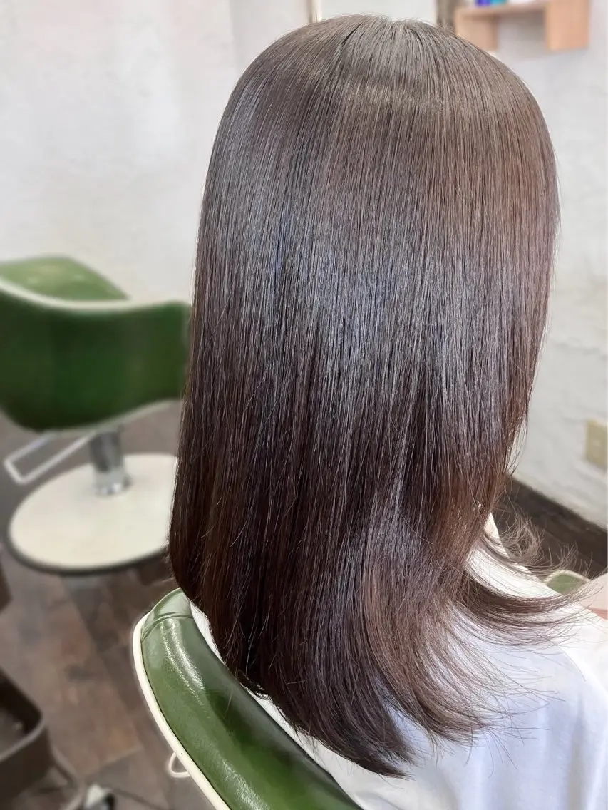 セミロング カット ヘアカラー 末吉 慶多のヘアスタイル