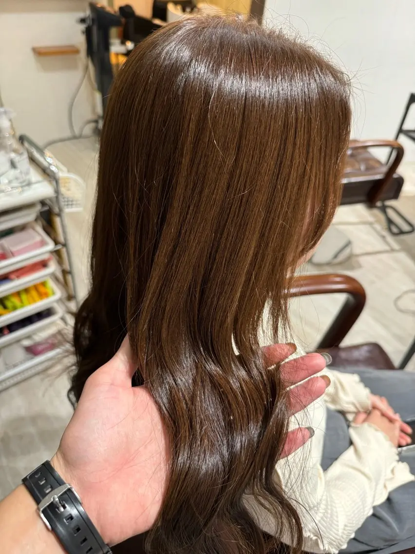 ロング カット ヘアカラー 小村 誠也のヘアスタイル