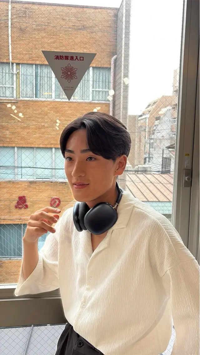 ショート メンズ センターパート 縮毛矯正 kyoショートカット •メンズカット特化のヘアスタイル
