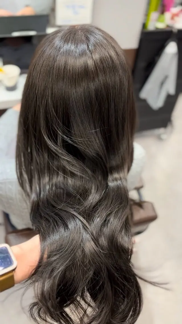 ロング カット ヘアカラー トリートメント 梅田/髪質改善× 艶カラー💎miyuのヘアスタイル