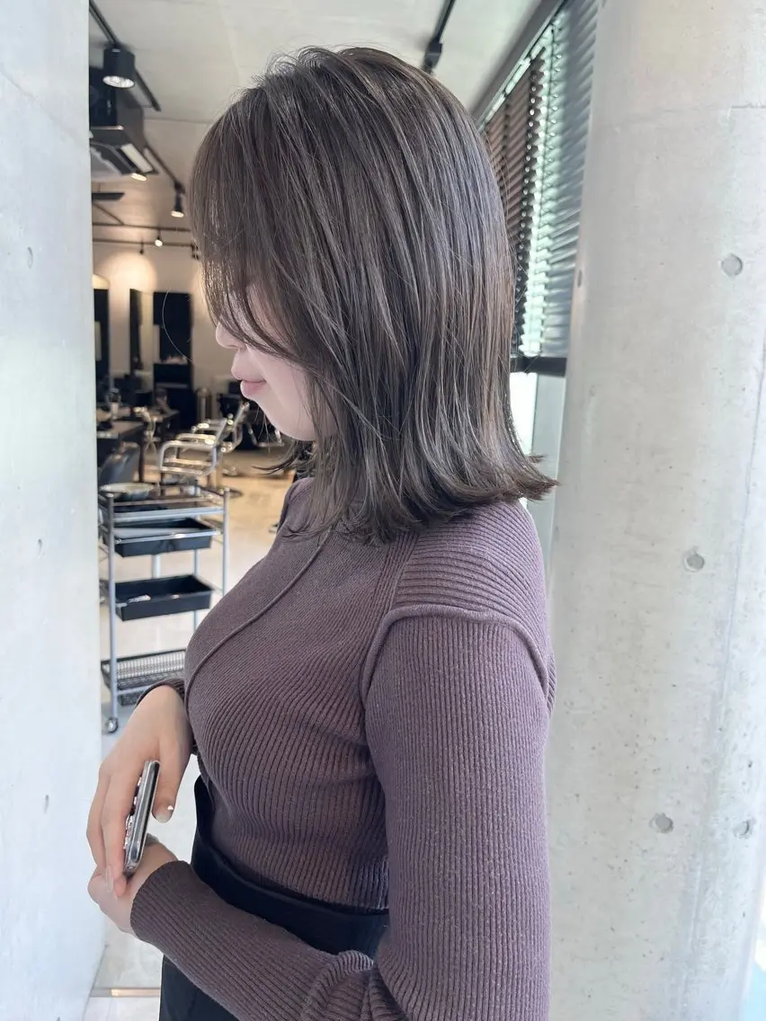 セミロング カラー パーマ カット ヘアカラー トリートメント ヘアセット 透明感/オリーブ/ グレージュ/YUKAのヘアスタイル