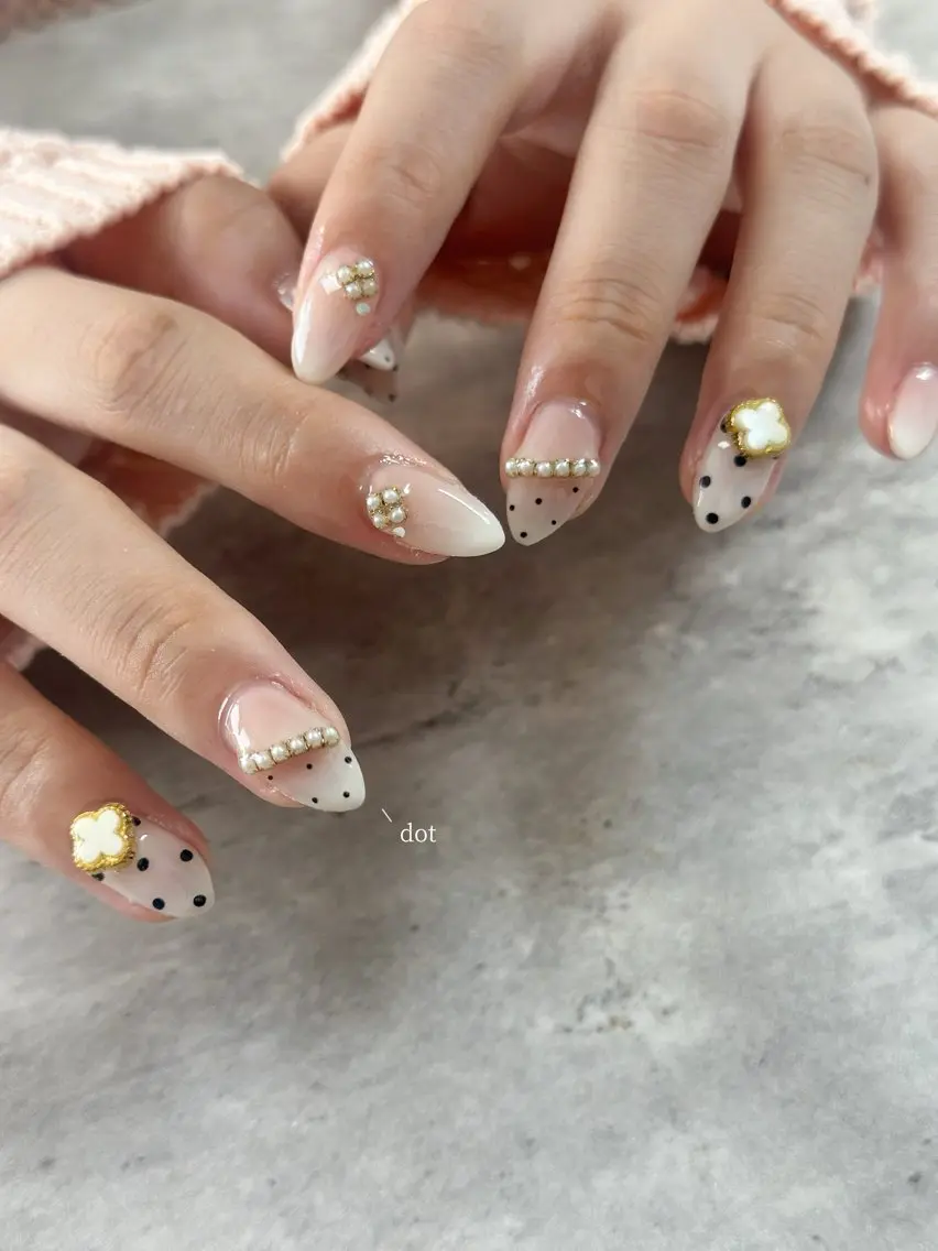 ネイル ハンドネイル One's Nail Roomのネイルデザイン
