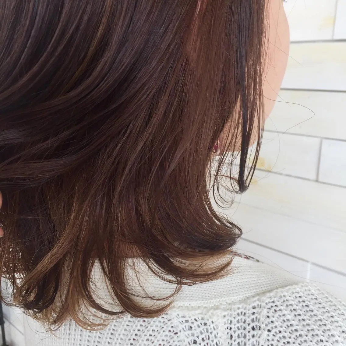 ミディアム カラー 透明感カラー ハイライトカラー ハイライト 黒田瀬奈/ボブ まろやかベージュのヘアスタイル