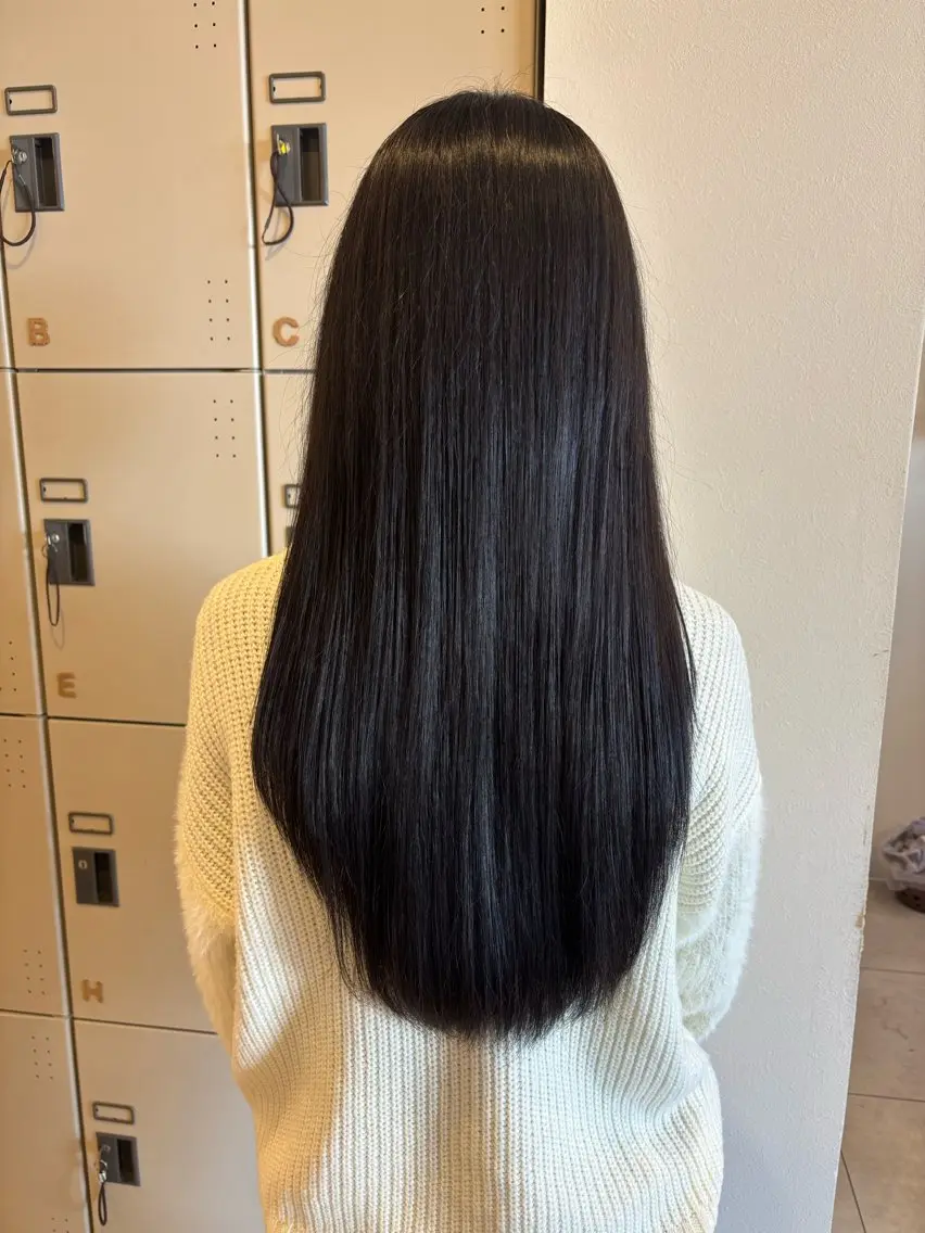 ロング カラー カット ヘアカラー 近藤 風華のヘアスタイル