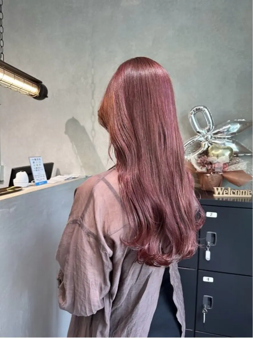 ロング ヘアカラー りな 東浦和🍒のヘアスタイル