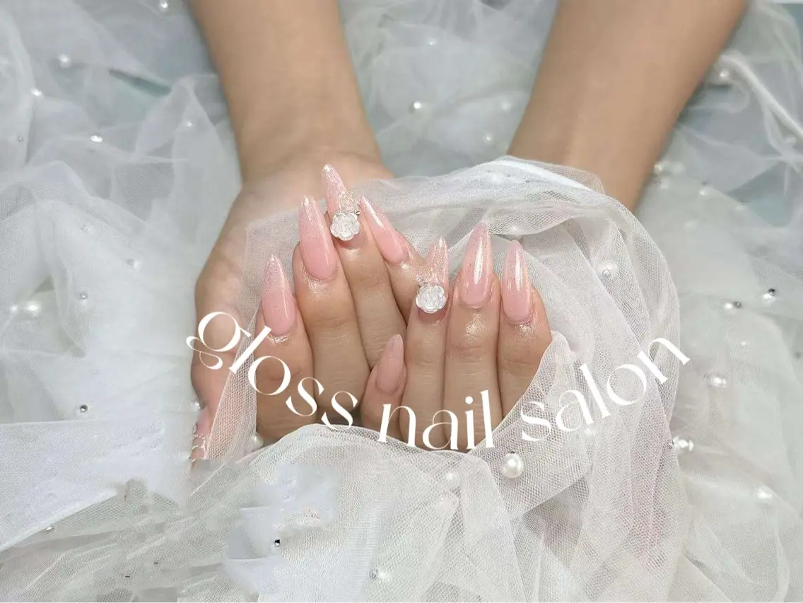ネイル miho🍎 Gloss nailのネイルデザイン