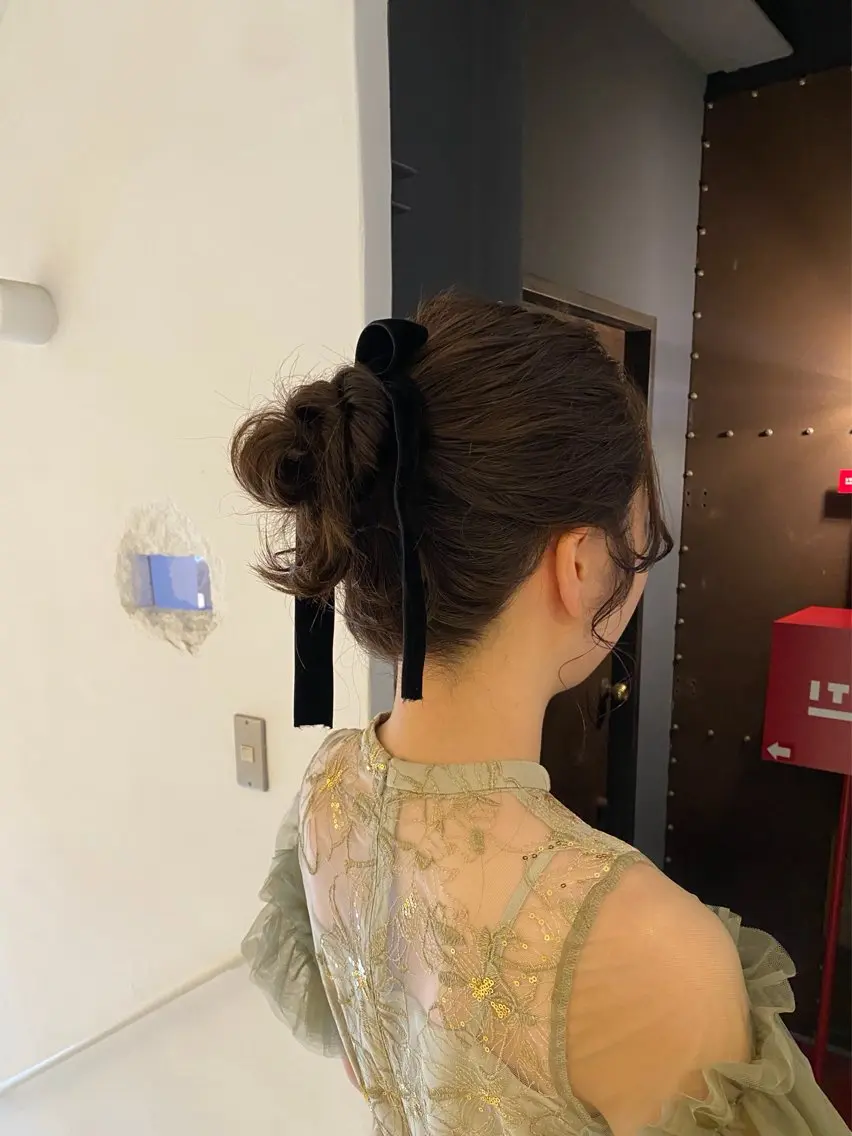 セミロング ヘアセット みやけ ひなのヘアスタイル