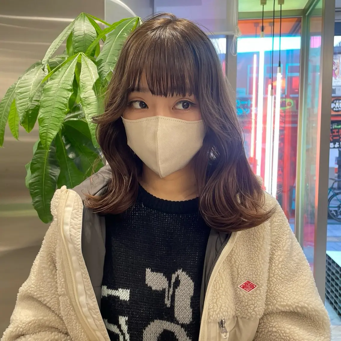 カラー クルミ/ 💕ワンホンネイルのネイルデザイン