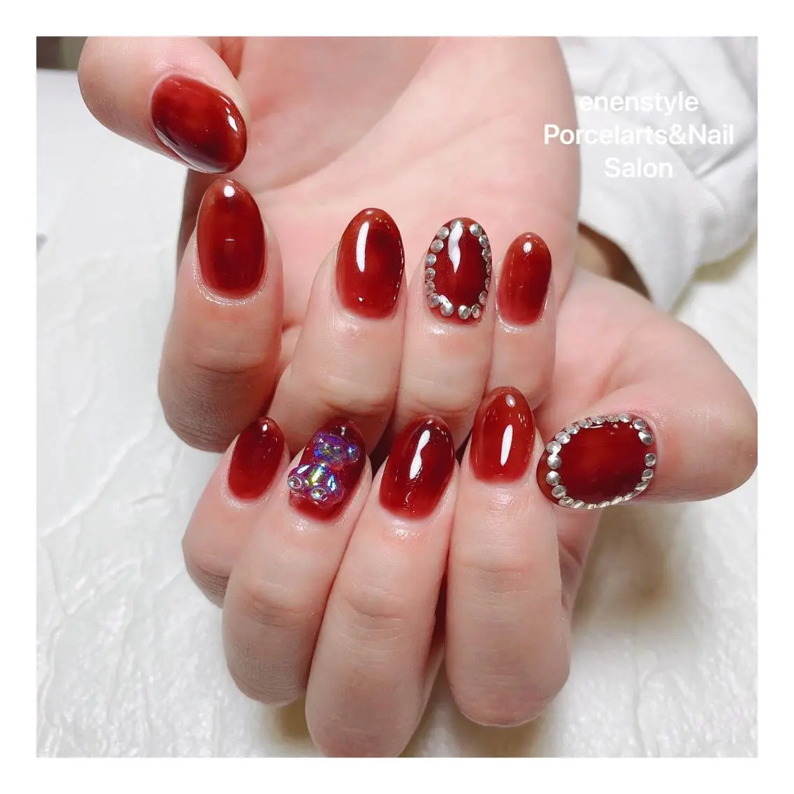 ミディアム ネイル ハンドネイル 🐾enen style 🐾のネイルデザイン