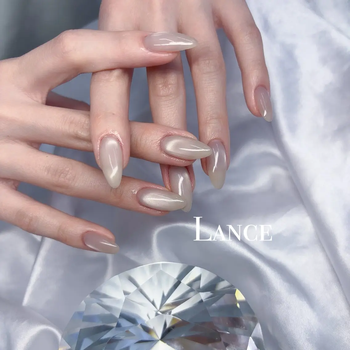ネイル オーロラネイル フットネイル フレンチネイル ガラスフレンチ 氷ネイル・うるうるネイル ハンドネイル Lance nailのネイルデザイン