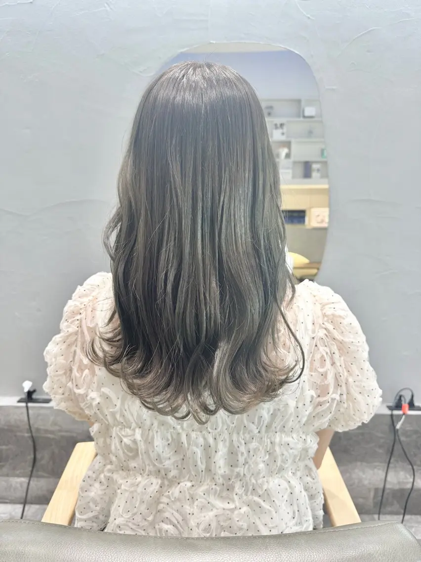 セミロング カラー ベージュカラー ミント ミントベージュ 吉田 空 （POANA.）のヘアスタイル