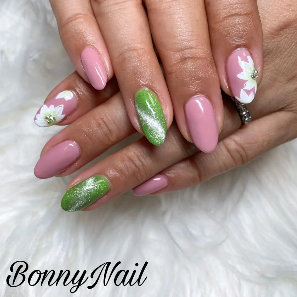 ネイル ハンドネイル Bonny Nailのネイルデザイン