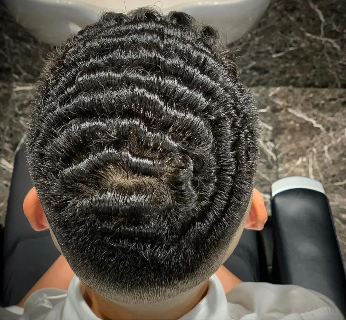 ショート パーマ メンズ 浅見 天翔のヘアスタイル