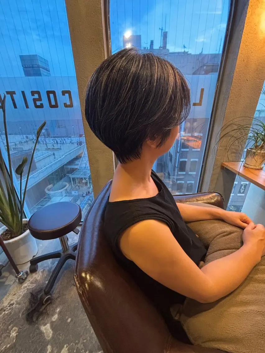 ショート カット 店長 大方康暉のヘアスタイル