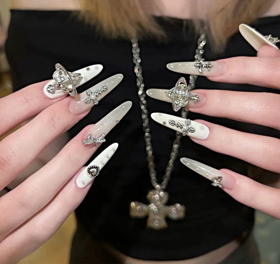 ネイル ハンドネイル D-BEAUTY Nailsalonのネイルデザイン