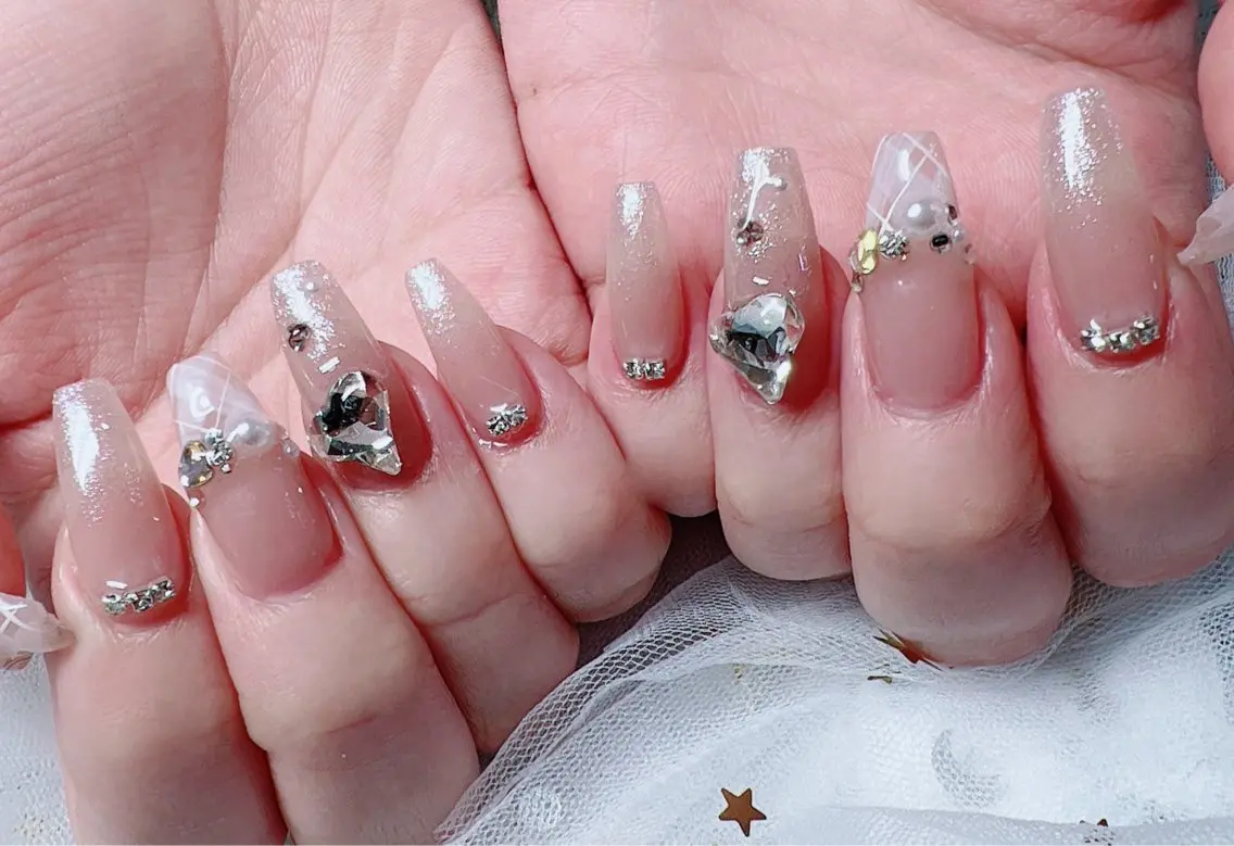 ネイル ハンドネイル Di'a nail ネイルサロンのネイルデザイン