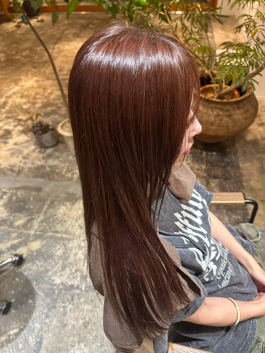 カラー ブラウンカラー レッドカラー 上米良 麻衣のヘアスタイル