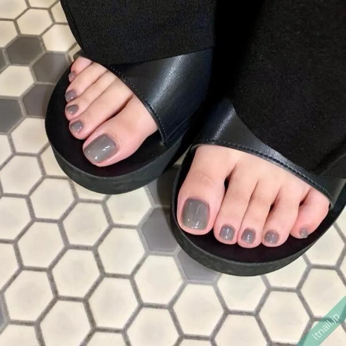 オフありフット/ワンカラーの写真