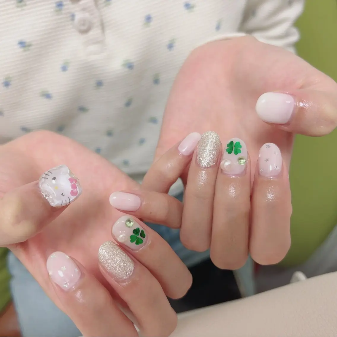 ネイル ハンドネイル mano nella manoのネイルデザイン