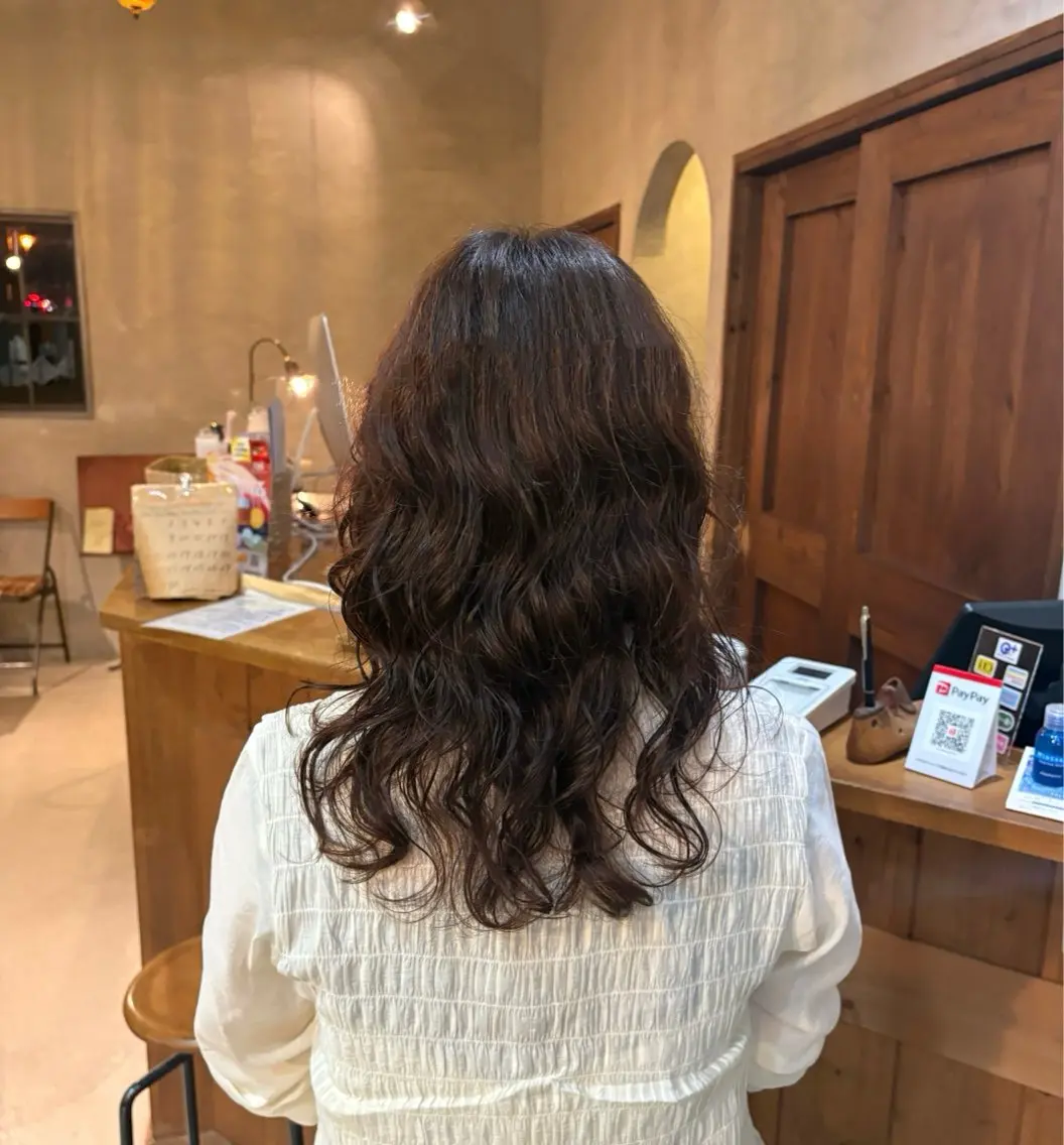 ロング パーマ 時森 咲良のヘアスタイル